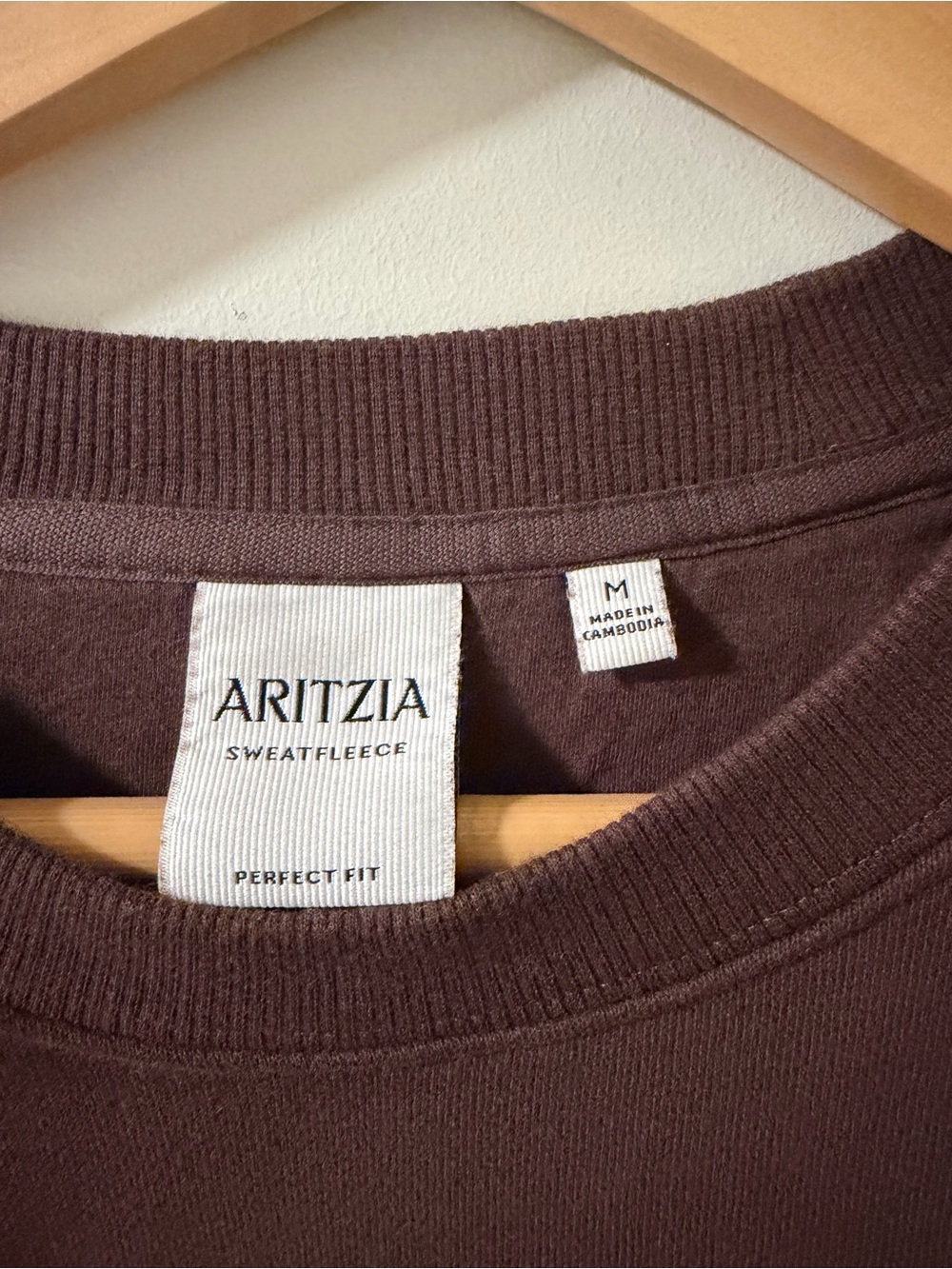 NWOT Aritzia Perfect Crew Sweatshirt - Picture 8 of 8